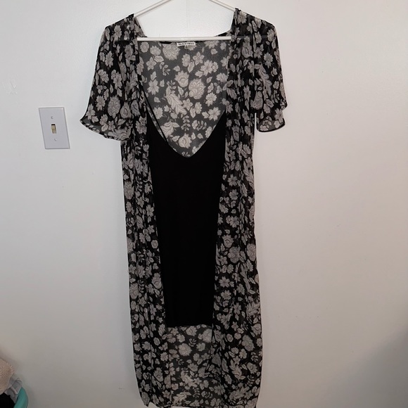 Black swan button up floral dress - Picture 4 of 6